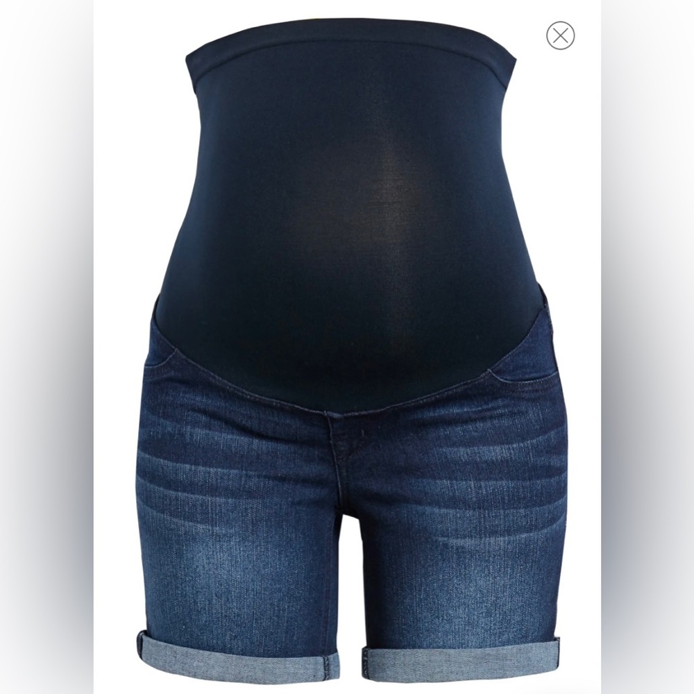 1822 Denim Maternity shorts
